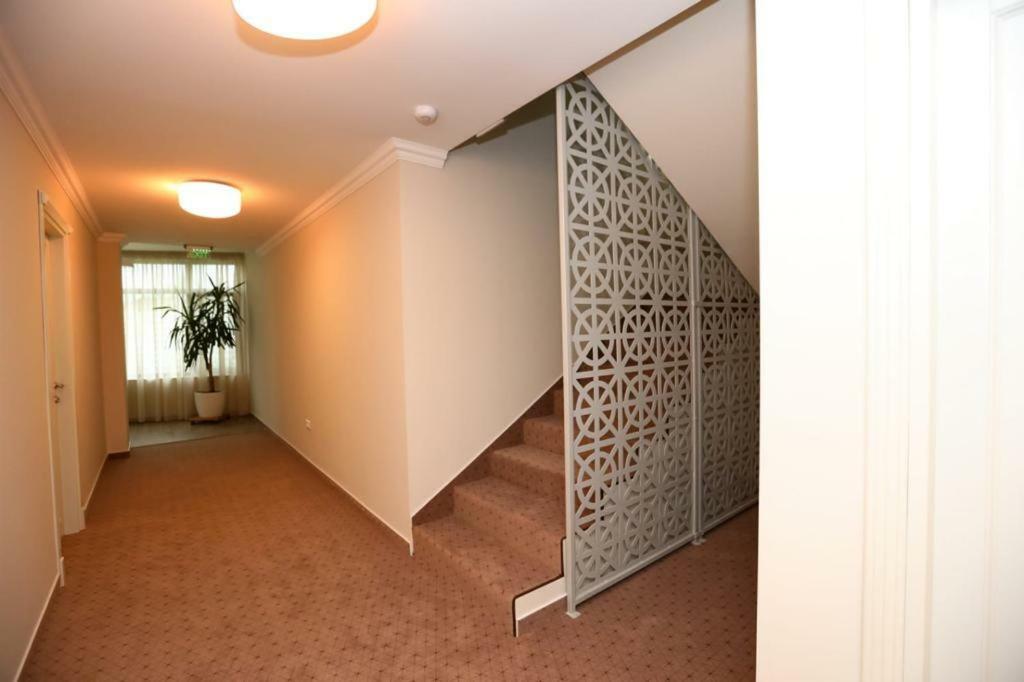 Casa Budisteanu 2 ฟอคชานิ ภายนอก รูปภาพ